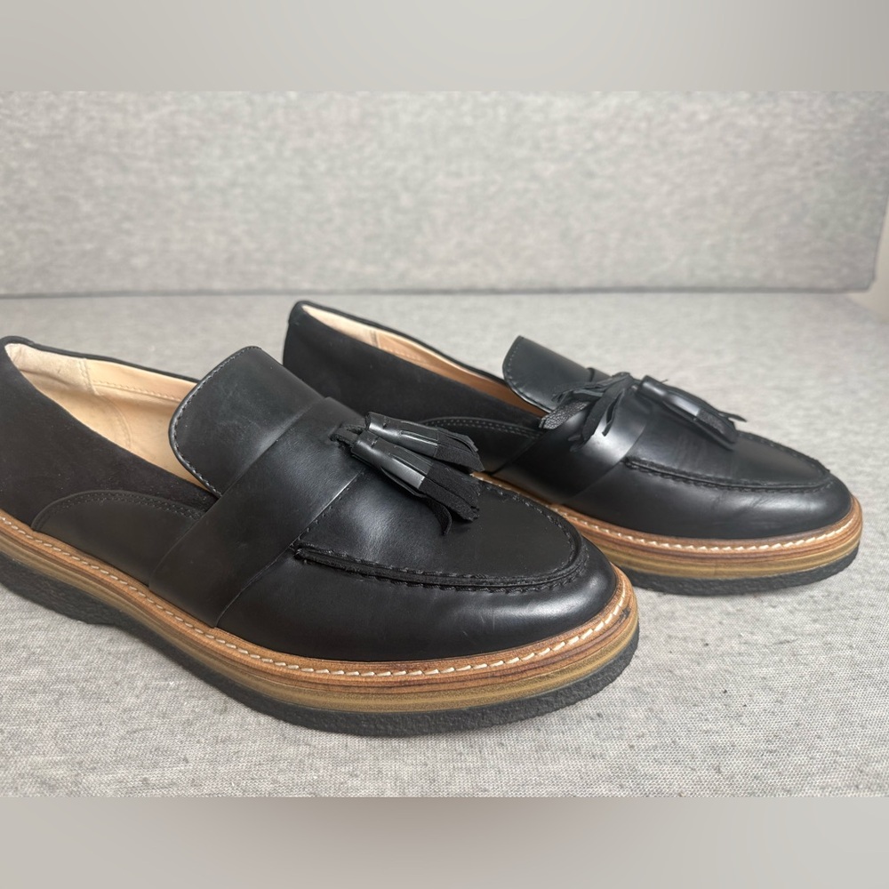 CLARKS WOMENS SHOES SIZE 10 BLACK‎ LEATHER/SUEDE TASSEL LOAFER NWOB